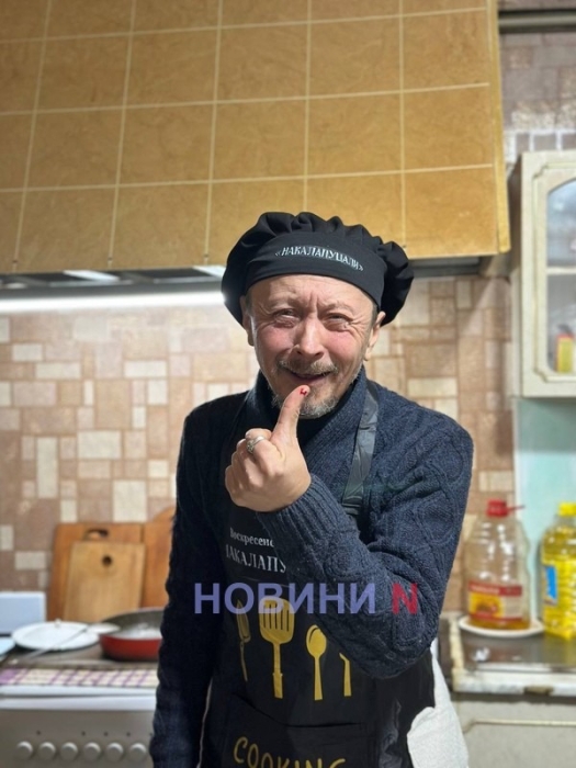 У селищному Будинку культури під Миколаєвом знімають власне кулінарне шоу «Накаляпуцяли» У селищному Будинку культури під Миколаєвом знімають власне кулінарне шоу «Накаляпуцяли»